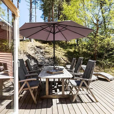 Semesterbostad 1332-aakirkeby-baunevej-19 *